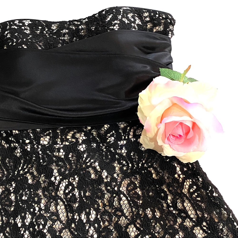 Formal dress size 0 White House Black Market lace